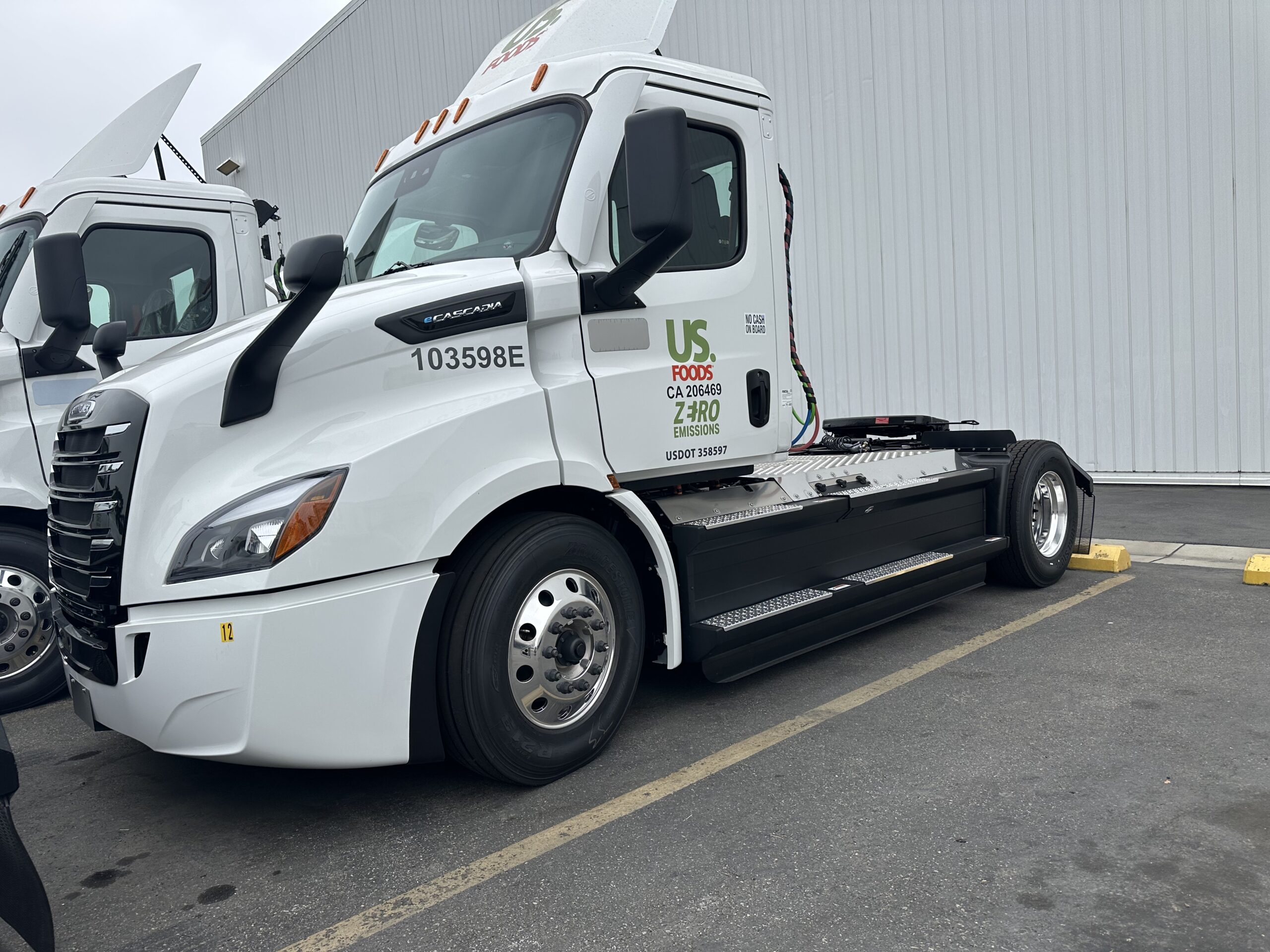 2026 Freightliner Cascadia VIN Verification